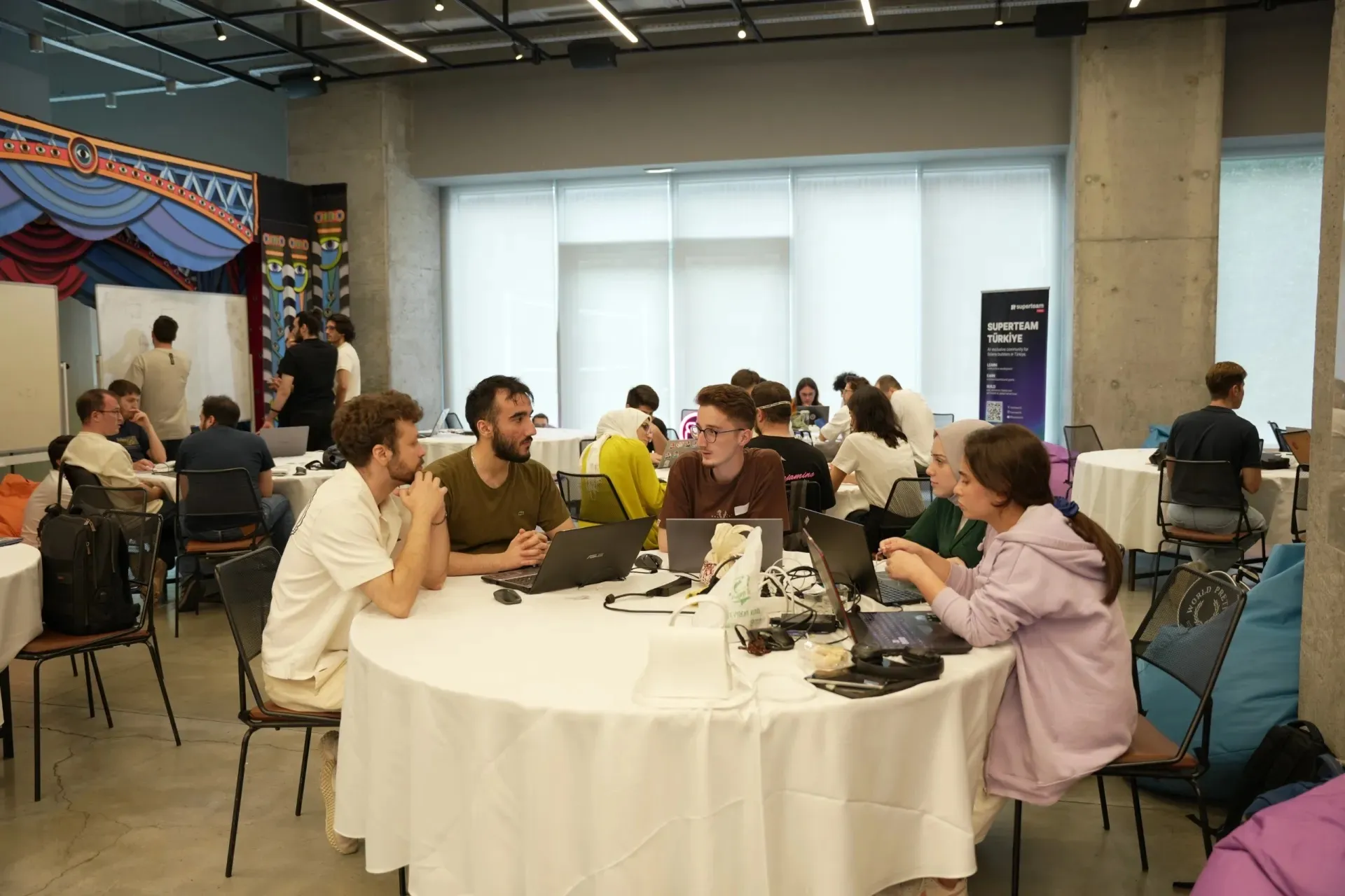 SUNS Technology Superteam Türkiye etkinliğinde